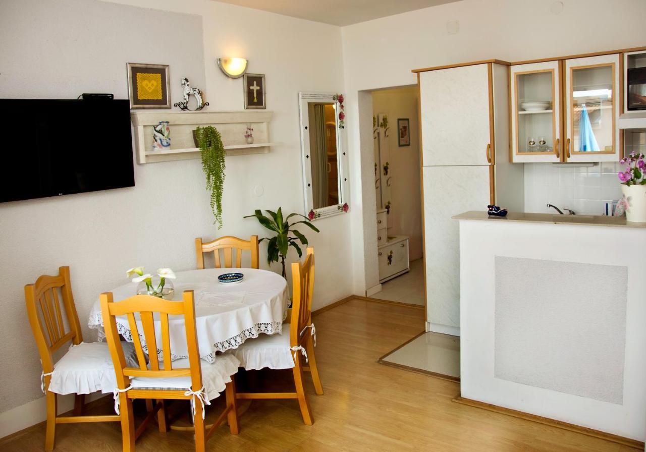 Apartmani Gloria 브로다리카 외부 사진