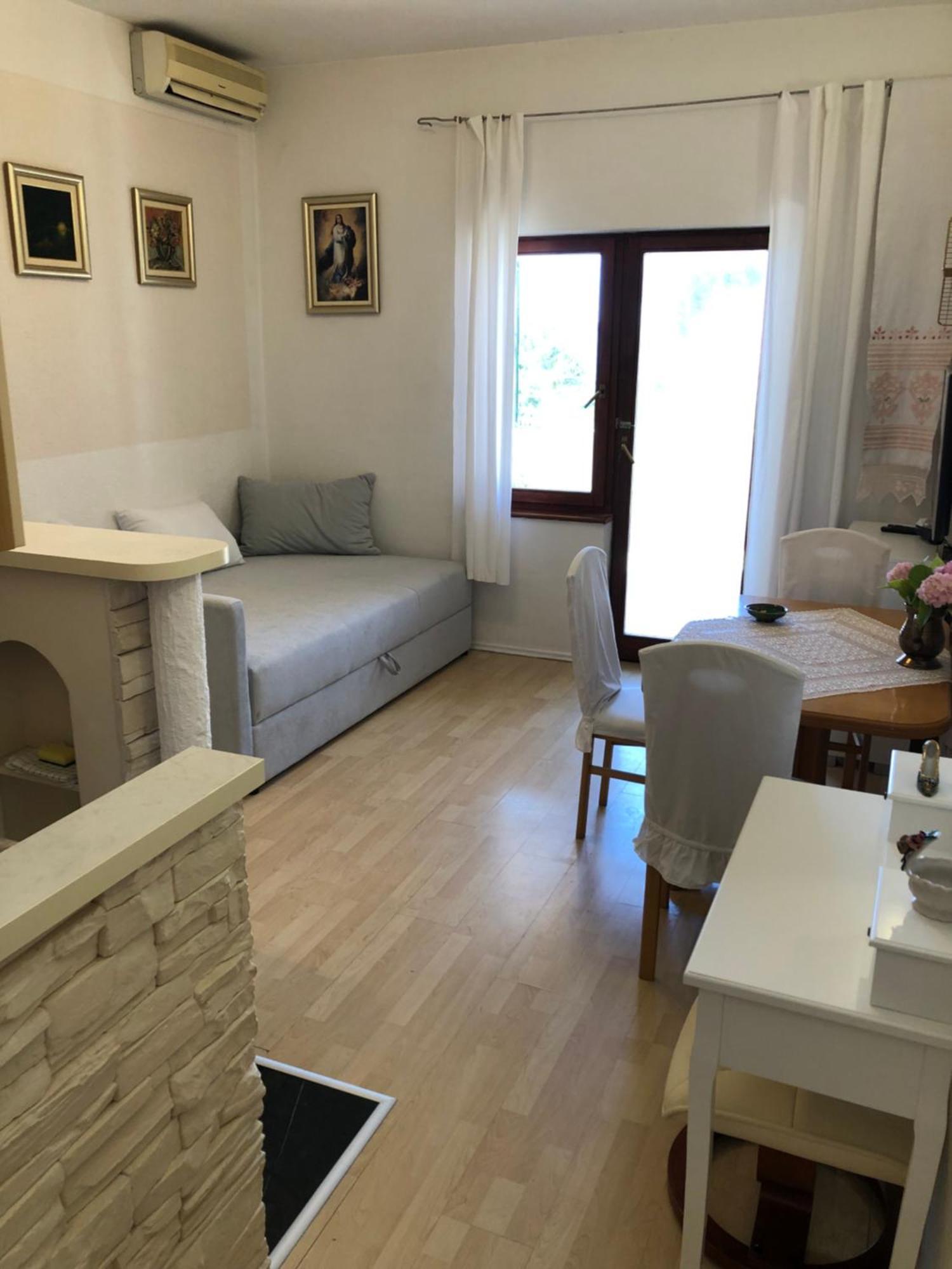 Apartmani Gloria 브로다리카 외부 사진
